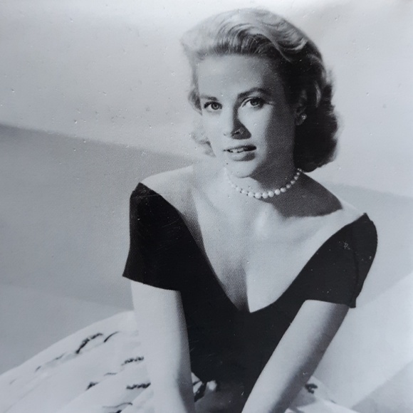 Meet your Posher, Marjorie - Picture 1 of 1